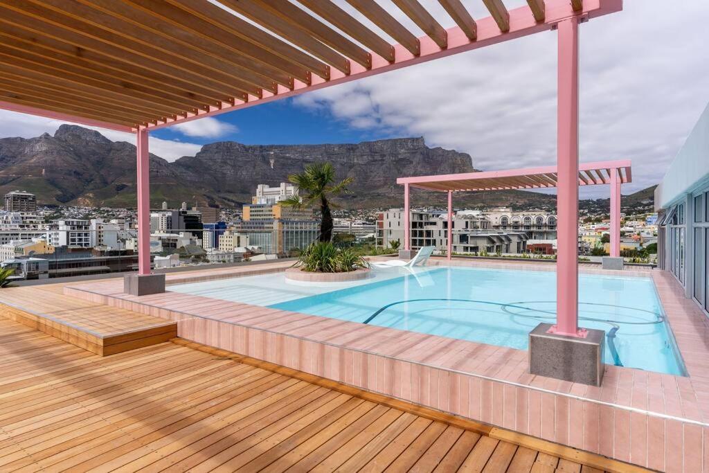The Rose 604: Central Studio With Rooftop Pool Kapstaden Exteriör bild